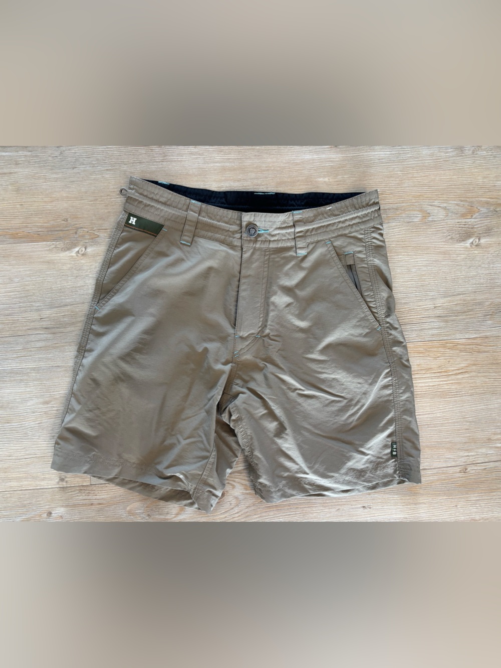 Howler Brothers Men's Khaki-Tan Hybrid Shorts